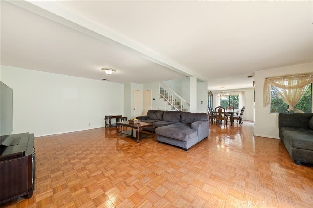 Townhouse at 406 Genoa Street B, Monrovia — photo 7 of 12