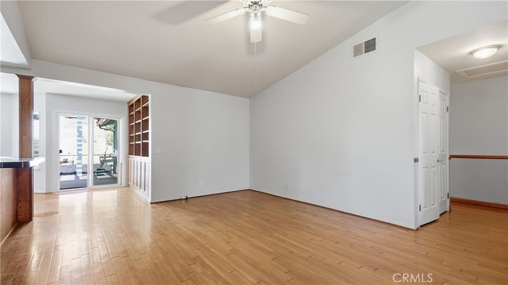 Home at 5 Sagebrush, Pomona — photo 7 of 12