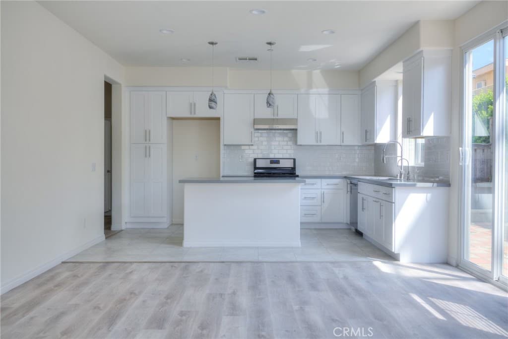 Townhouse at 2151 Citrus Place B, Hacienda Heights — photo 7 of 12
