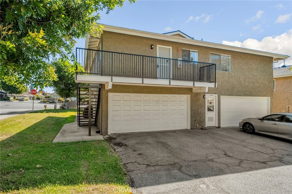 Condo at 3125 N White Avenue 4, La Verne — photo 1 of 12