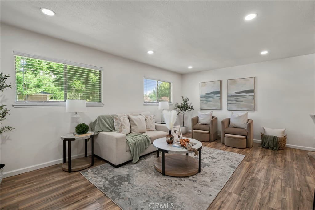 Condo at 3125 N White Avenue 4, La Verne — photo 2 of 12