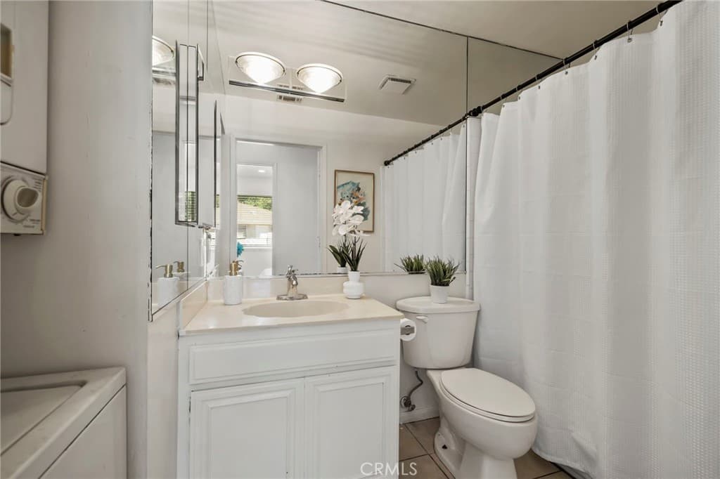 Condo at 3125 N White Avenue 4, La Verne — photo 11 of 12