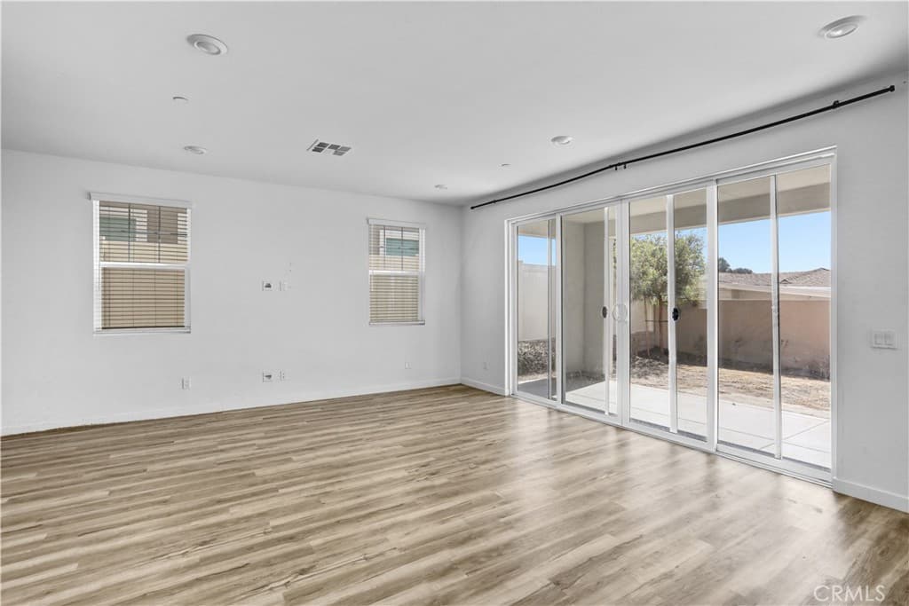 Home at 2860 Sapphire Rd, La Verne — photo 10 of 12