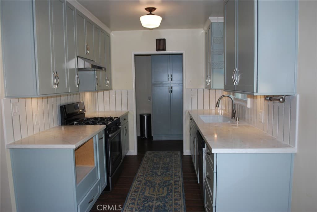 Home at 2498 Kellogg Park Dr, Pomona — photo 9 of 12