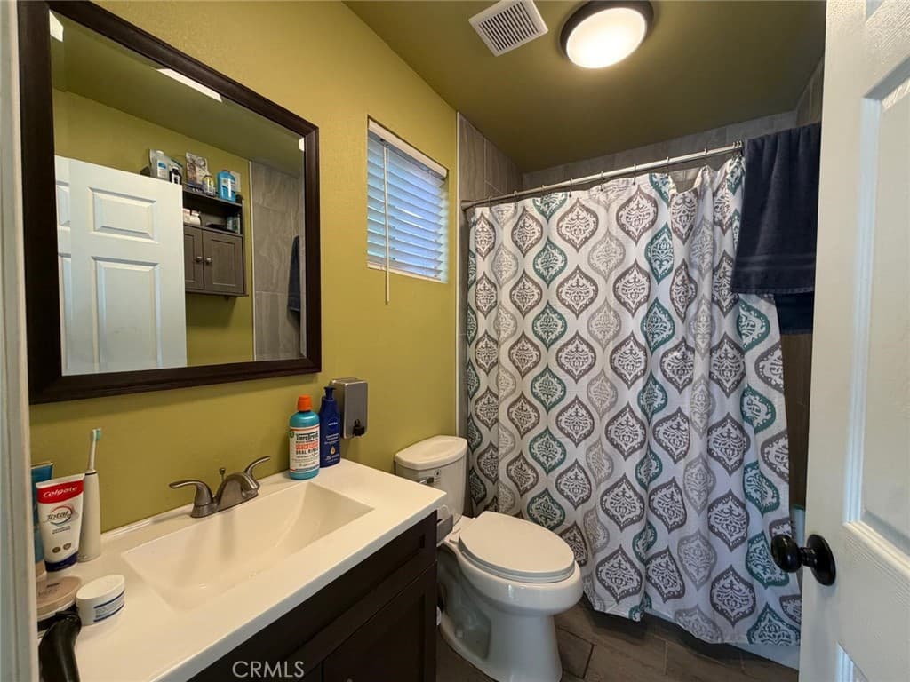 Home at 312 N Pasadena, Azusa — photo 5 of 12