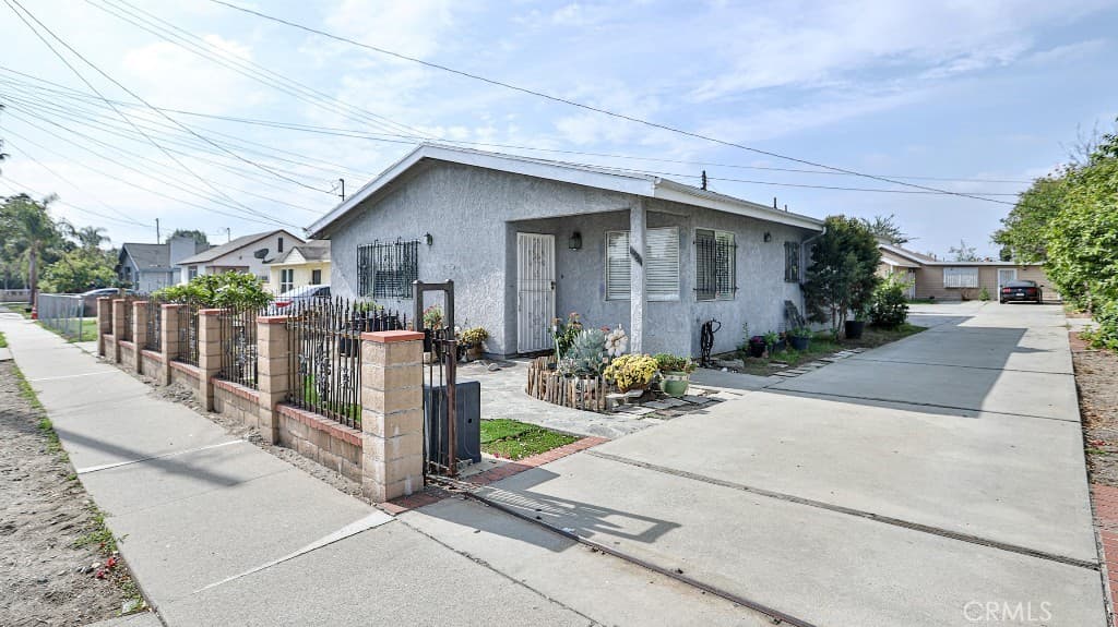 Multi-Family at 4731 4733 BALDWIN PARK BLVD, Baldwin Park — photo 3 of 12