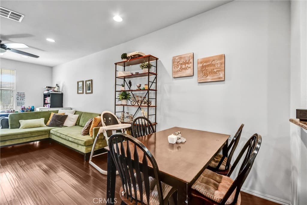 Condo at 827 E Promenade E, Azusa — photo 10 of 12