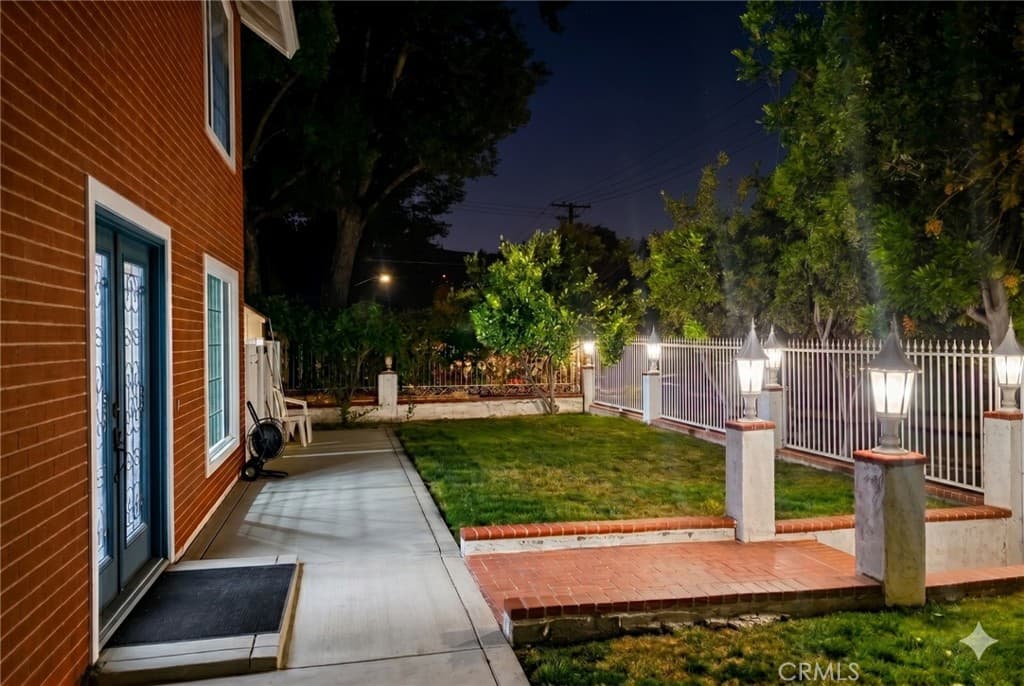 Home at 24017 Sunset Crossing, Diamond Bar — photo 2 of 12