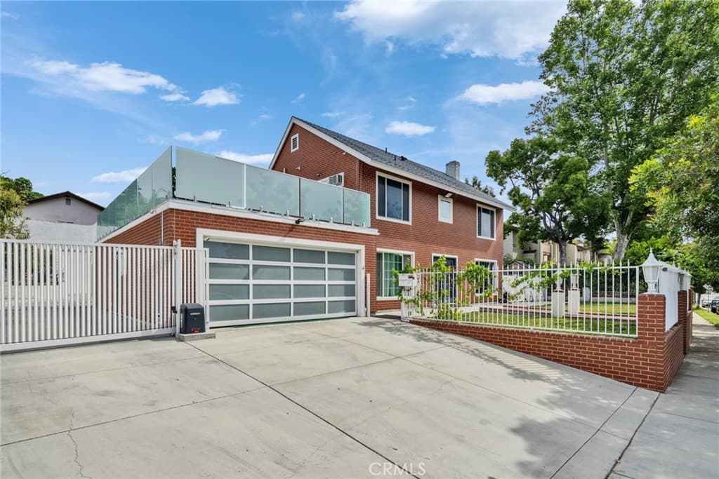 Home at 24017 Sunset Crossing, Diamond Bar — photo 3 of 12