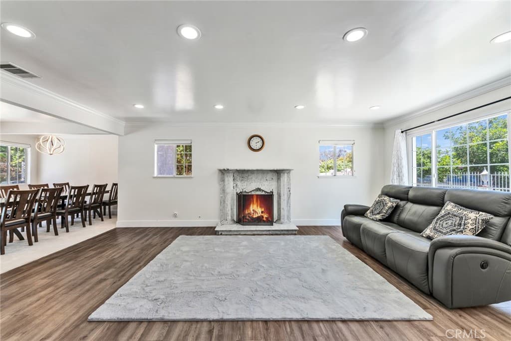Home at 24017 Sunset Crossing, Diamond Bar — photo 10 of 12