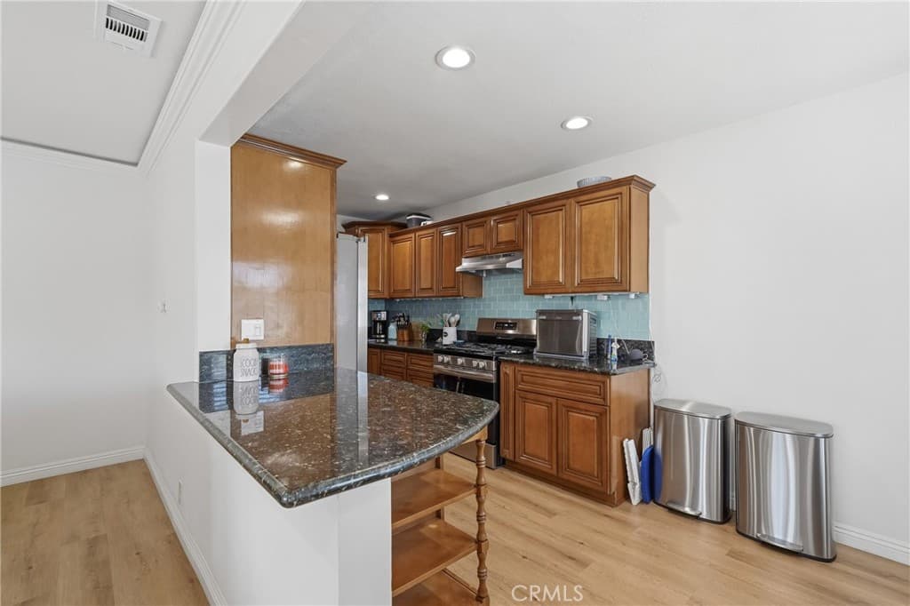 Home at 16515 E Devanah, Covina — photo 4 of 11