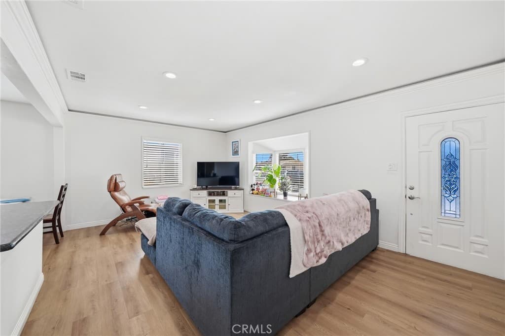 Home at 16515 E Devanah, Covina — photo 9 of 11