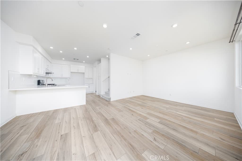 Condo at 17 Aria, South El Monte — photo 7 of 12