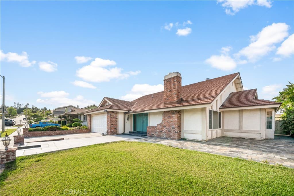 Home at 18153 Galatina Street, Rowland Heights — photo 3 of 12
