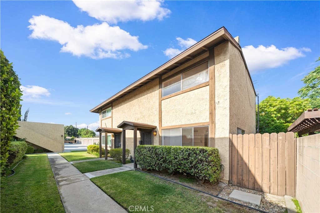 Condo at 5422 McCulloch Avenue B, Temple City — photo 2 of 12