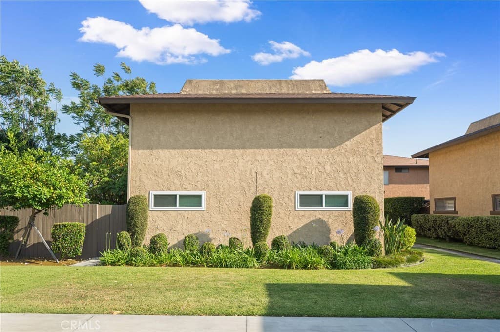 Condo at 5422 McCulloch Avenue B, Temple City — photo 3 of 12