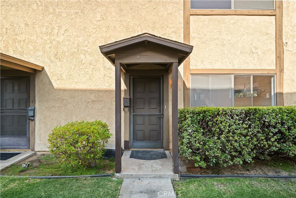 Condo at 5422 McCulloch Avenue B, Temple City — photo 4 of 12