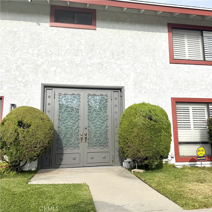 Condo at 1025 Fairview Avenue 2, Arcadia — photo 3 of 12
