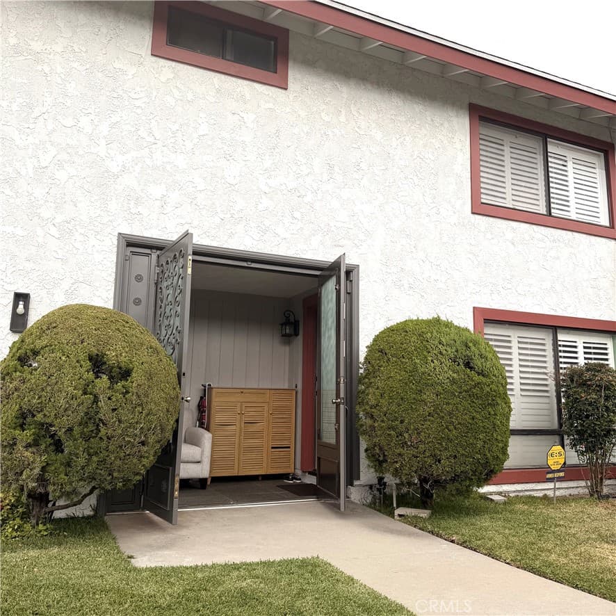 Condo at 1025 Fairview Avenue 2, Arcadia — photo 4 of 12