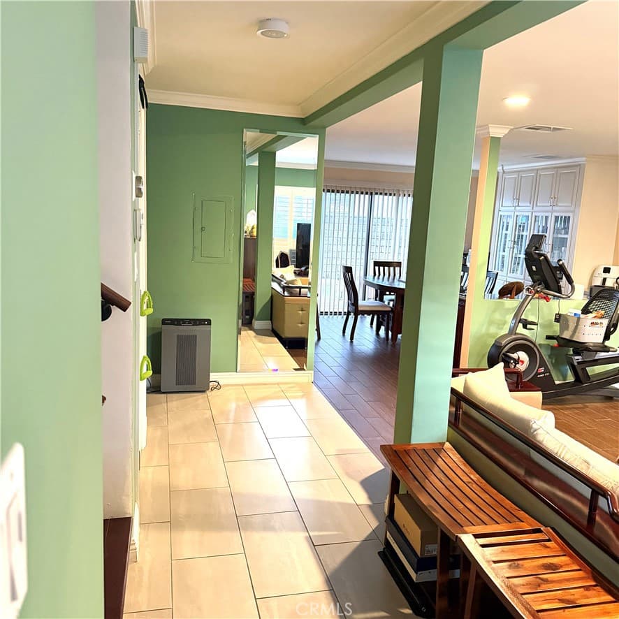 Condo at 1025 Fairview Avenue 2, Arcadia — photo 7 of 12