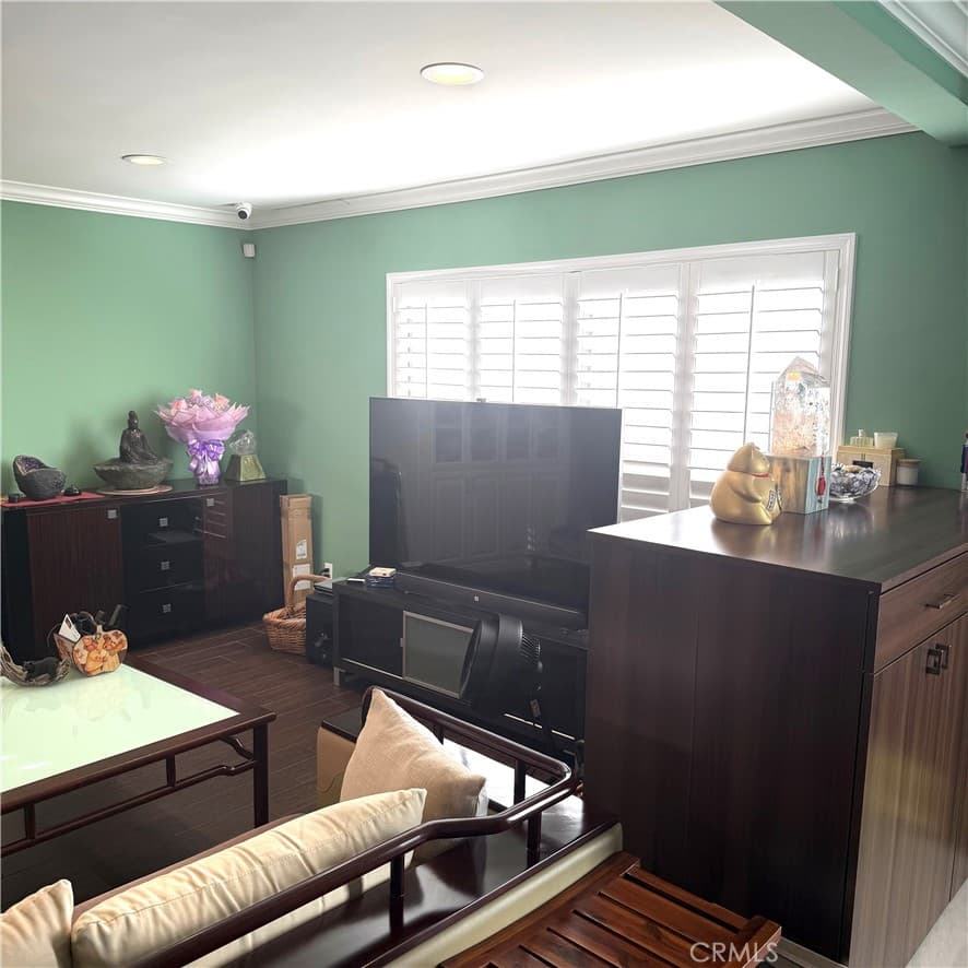 Condo at 1025 Fairview Avenue 2, Arcadia — photo 9 of 12