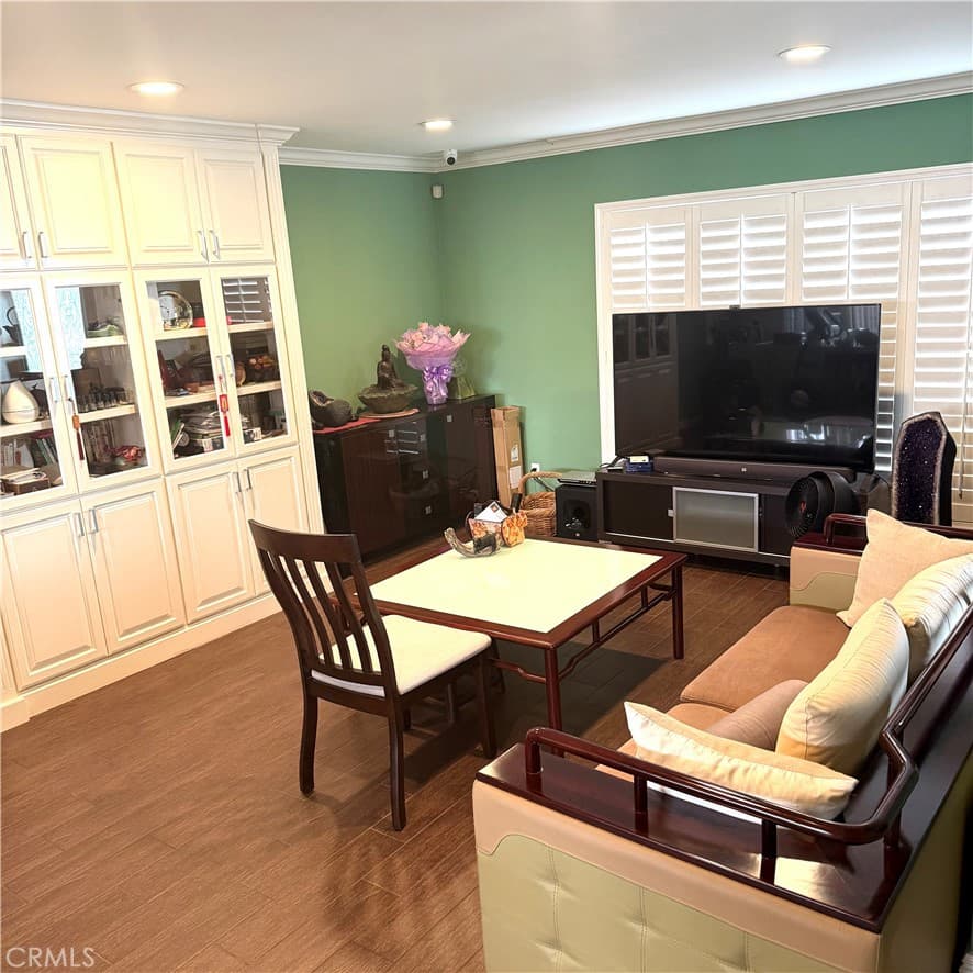 Condo at 1025 Fairview Avenue 2, Arcadia — photo 10 of 12