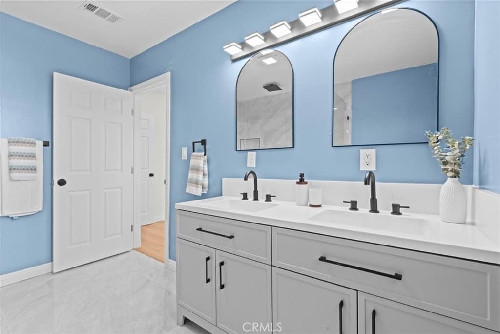 Home at 4108 Garey, Claremont — photo 2 of 12