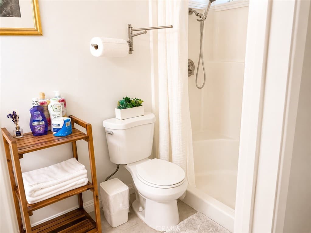 Home at 18652 Bellorita Street, Rowland Heights — photo 10 of 12