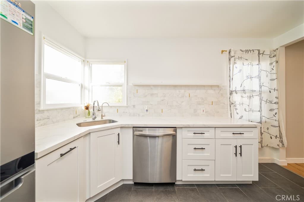Home at 10649 Civic, El Monte — photo 10 of 12