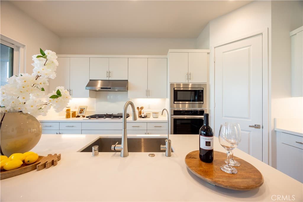 Home at 22080 Portofino Drive, Walnut — photo 5 of 12