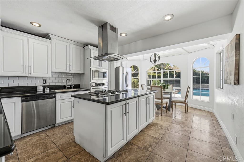 Home at 22215 Croll Court, Diamond Bar — photo 9 of 12