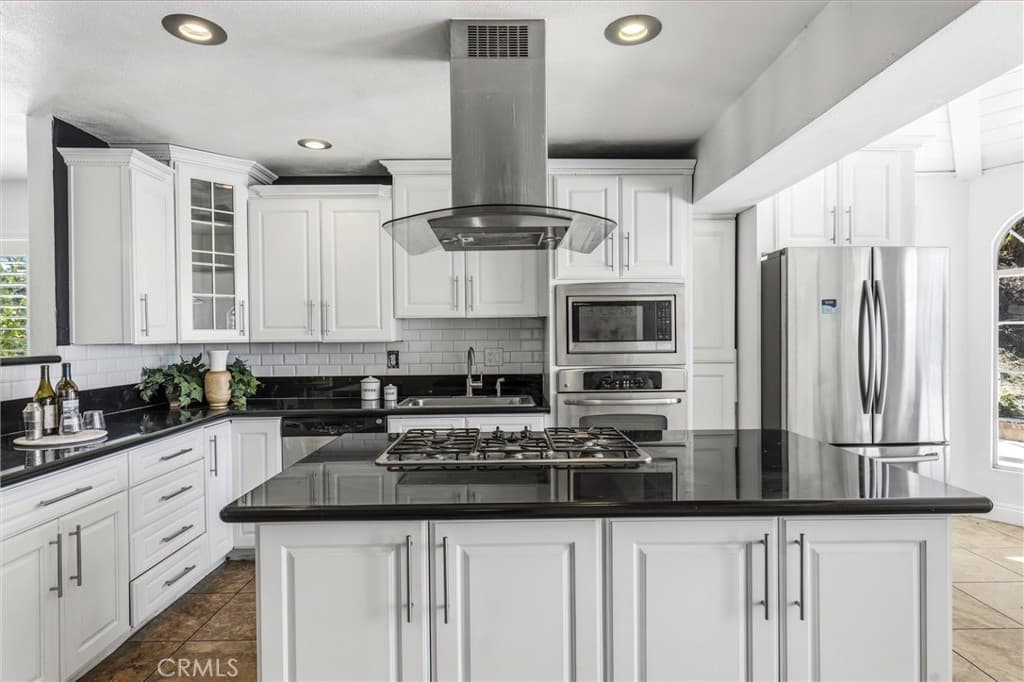 Home at 22215 Croll Court, Diamond Bar — photo 10 of 12