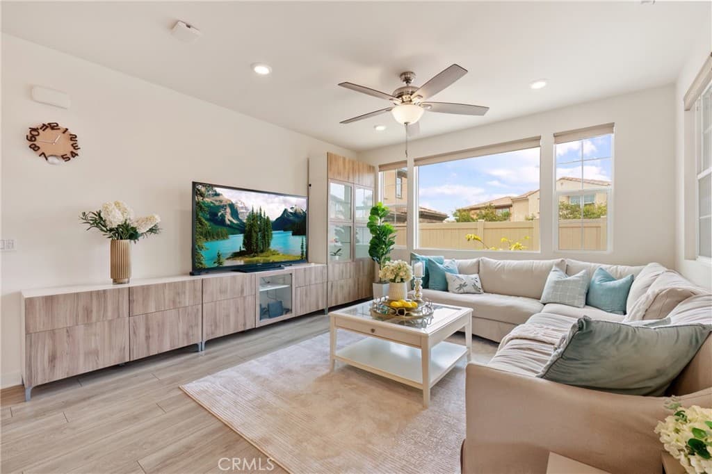 Home at 823 N Kidder Avenue, Covina — photo 3 of 12