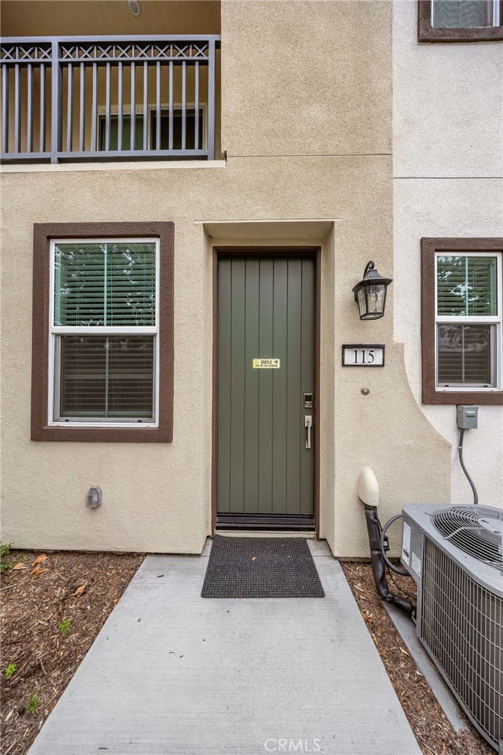 Townhouse at 115 Colorado, Pomona — photo 5 of 12