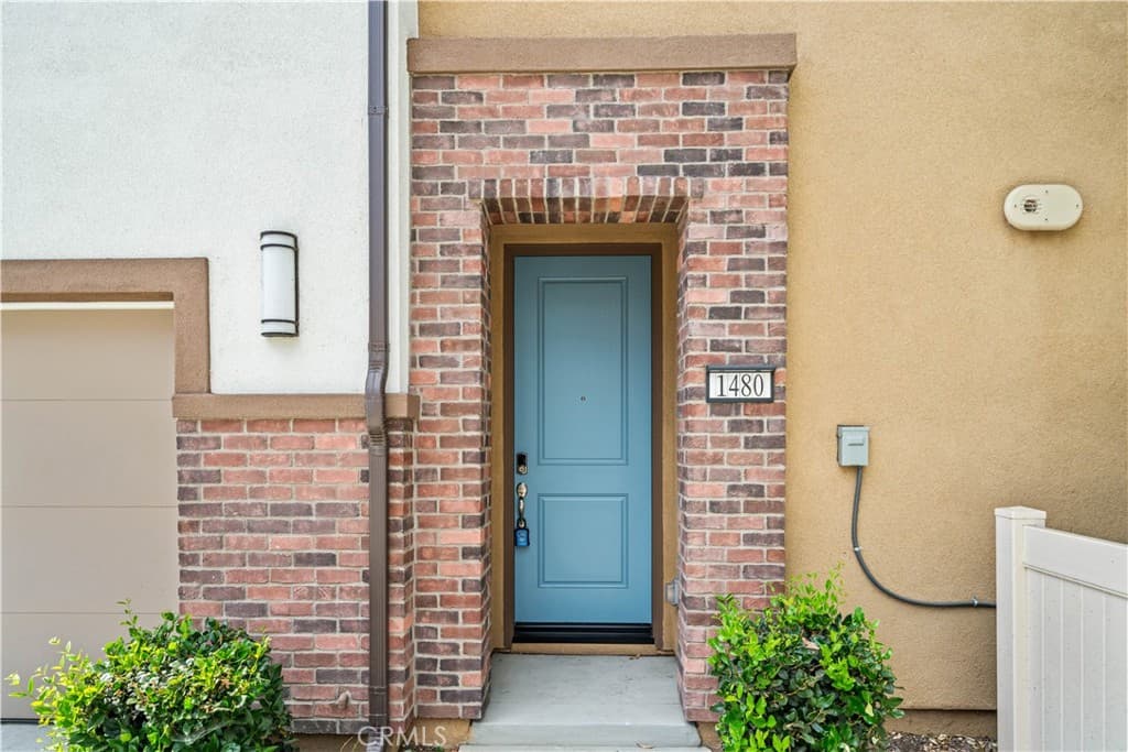 Townhouse at 1480 Stratus Dr, Pomona — photo 4 of 10