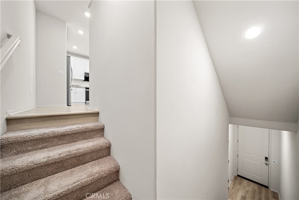 Townhouse at 1480 Stratus Dr, Pomona — photo 6 of 10