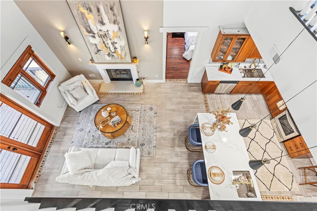 Condo at 142 N Vermont ave B, Glendora — photo 3 of 12