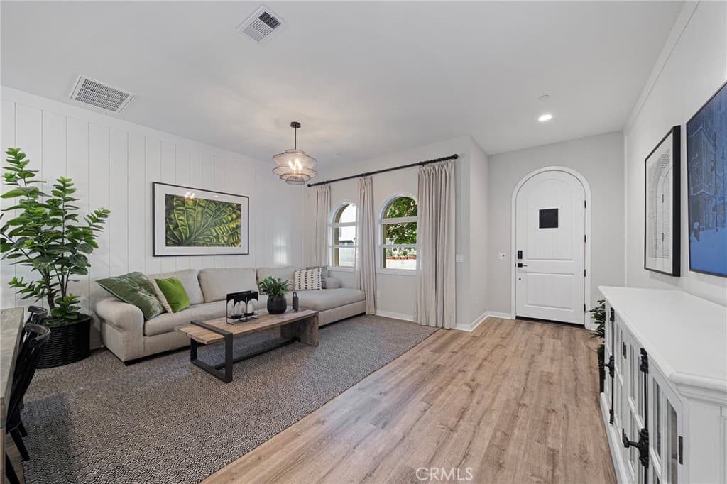 Townhouse at 786 Francesca, Walnut — photo 3 of 12