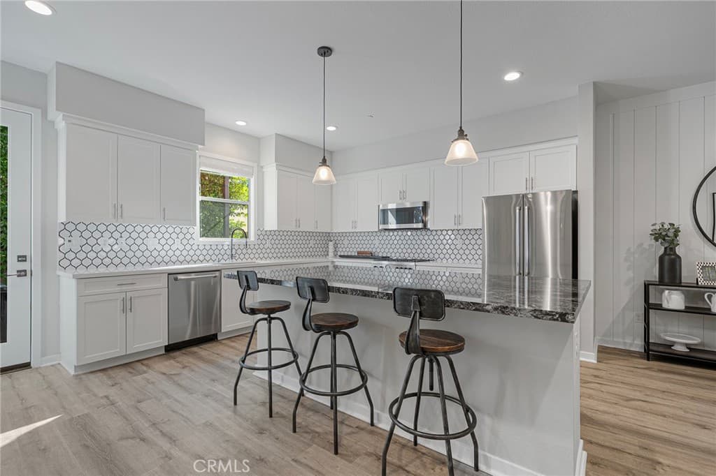Townhouse at 786 Francesca, Walnut — photo 6 of 12