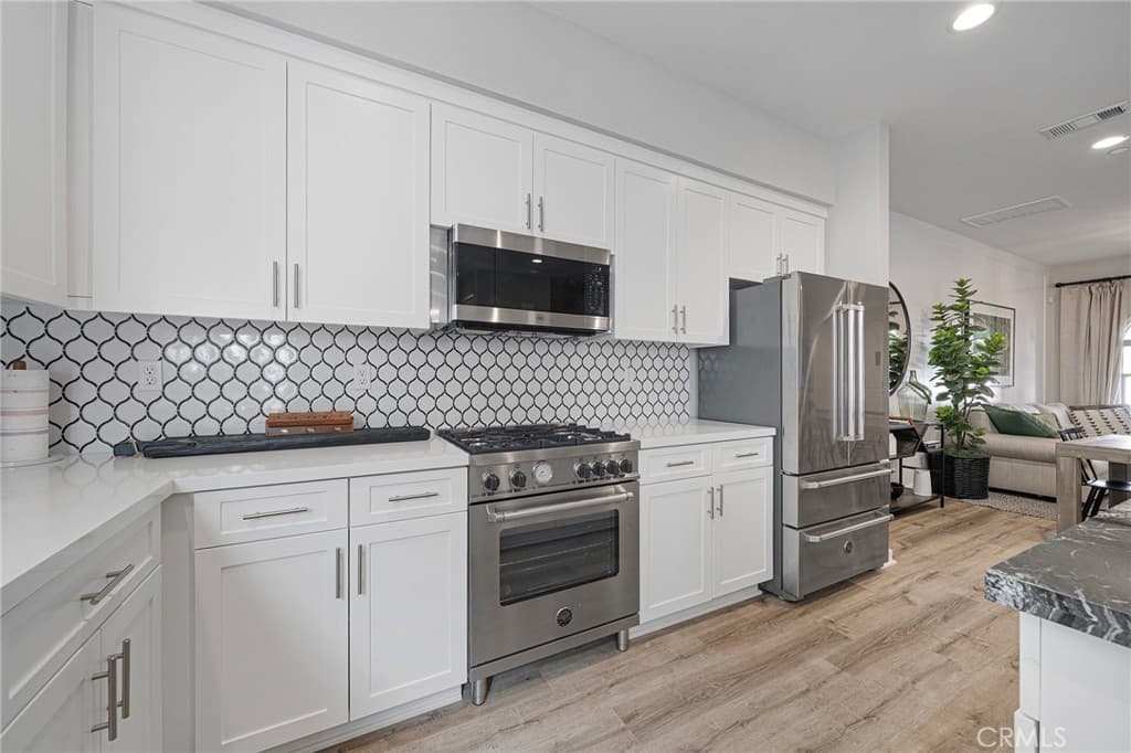 Townhouse at 786 Francesca, Walnut — photo 8 of 12