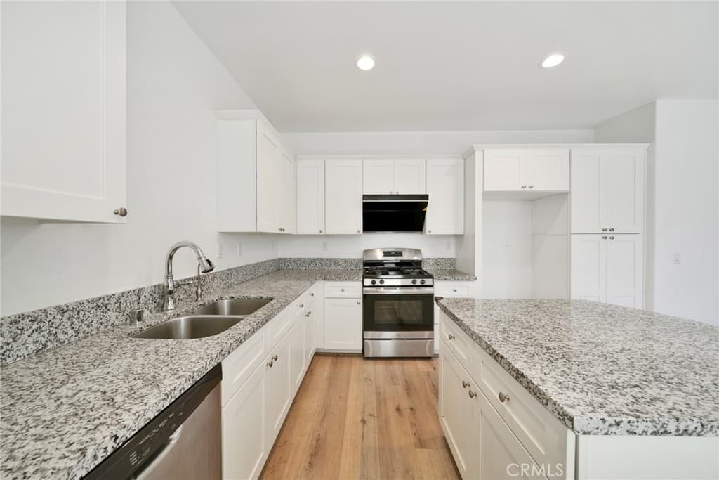 Home at 1415 Madrid, Pomona — photo 6 of 12