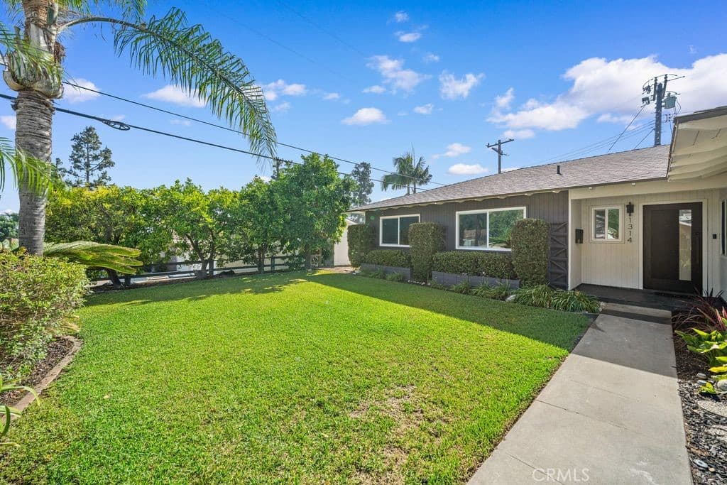 Home at 1314 Ameluxen Ave, Hacienda Heights — photo 3 of 12