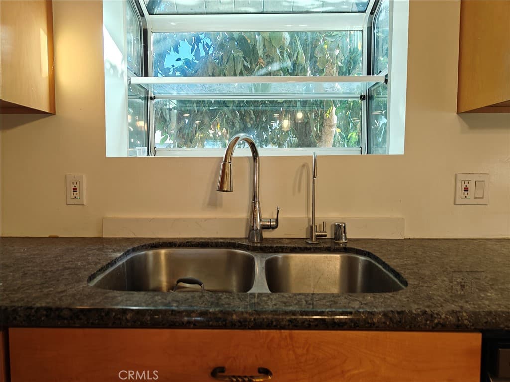 Home at 11636 Rio Hondo, El Monte — photo 5 of 12