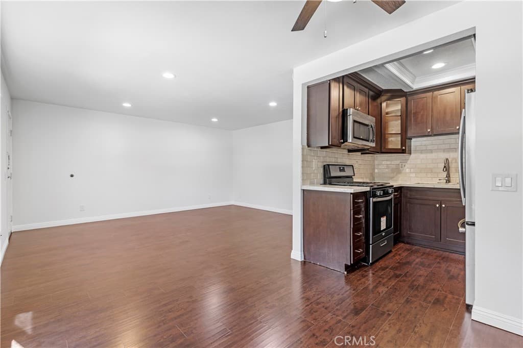 Condo at 800 Grand ave A12, Diamond Bar — photo 2 of 12