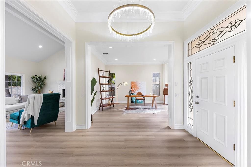 Home at 136 N Garfield Place, Monrovia — photo 4 of 12