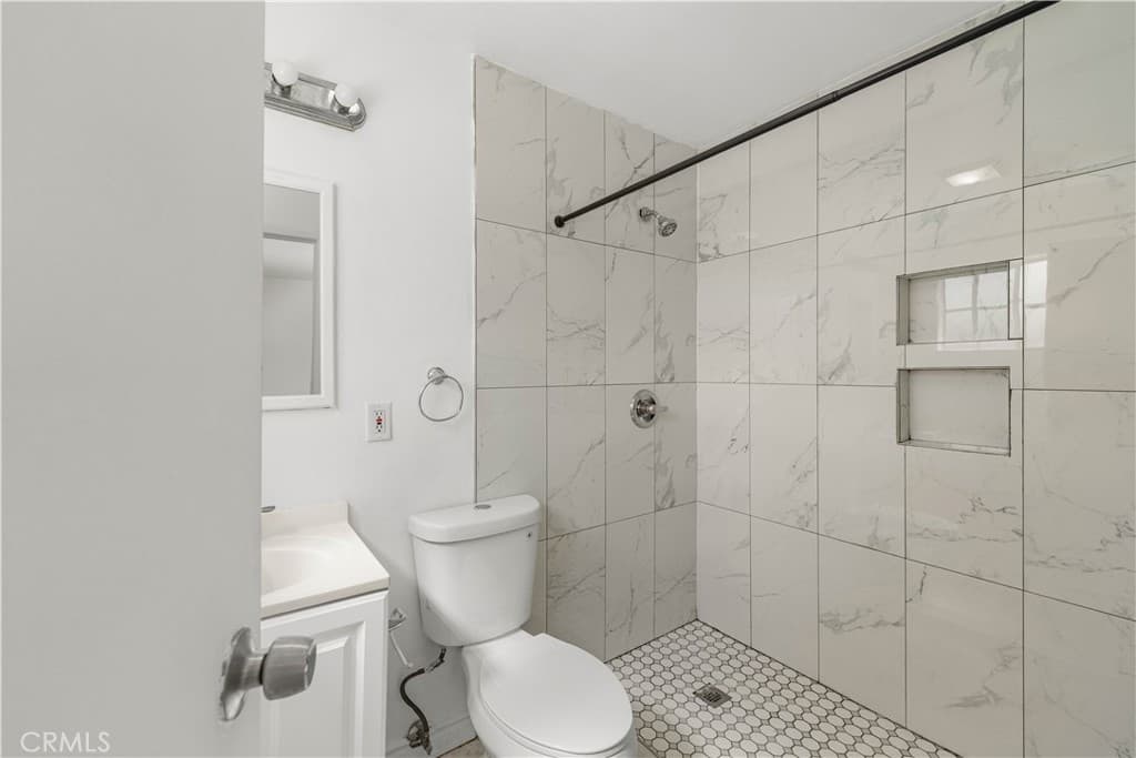 Home at 2445 Recinto, Rowland Heights — photo 11 of 12