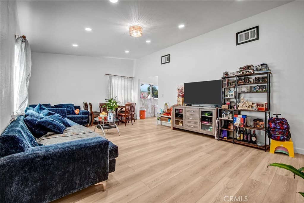Home at 13903 Moccasin Street, La Puente — photo 5 of 12