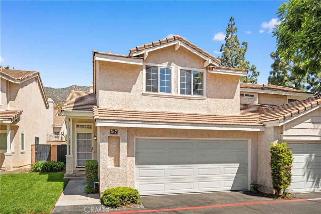 Townhouse at 317 Somerset Court, Azusa — photo 1 of 12