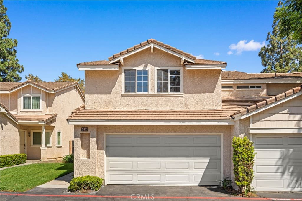Townhouse at 317 Somerset Court, Azusa — photo 2 of 12