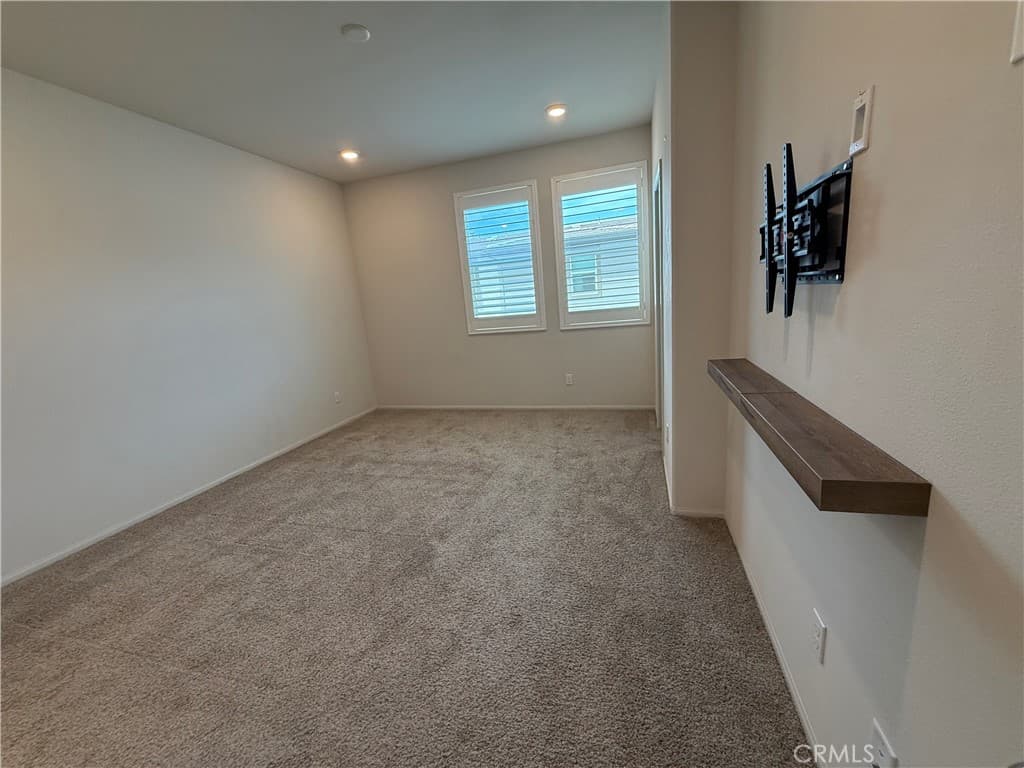 Condo at 1307 Nimbus, Pomona — photo 8 of 12